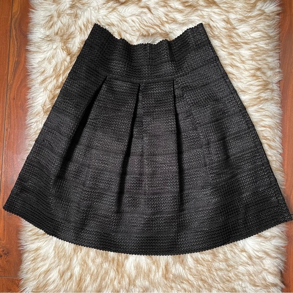 Ann Taylor pleated A-line ribbon weave skirt - Picture 3 of 7
